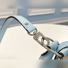LV Модель M56206 Сумка Alma BB Возвращаясь к дизайну в стиле моде