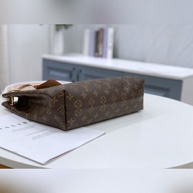 LV Модель： M43701 Маленькая сумка с винтажным рисунком Монограмма