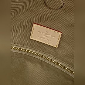 LV Модель： M42248 Белая сумка-клатч с маленьким размером Монограм