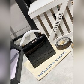 LV 【Сумка SPRING STREET】 Модель M90376 Черный Сумка Spring Stree