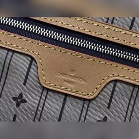 LV Модель： M40352 (желтый кожаный) Популярная модель в стиле винт