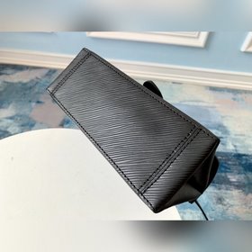 Сумка LV LOCKY BB, модель M52880, черная Эта небольшая и стильная