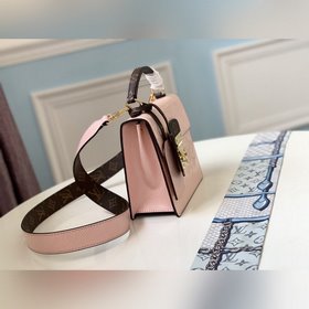 LV Модель M90468 Сумка Spring Street Изготовлена из лакированной