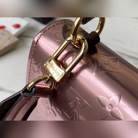 LV Модель： M90568 Сумка Spring Street Изготовлена из лакированно