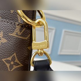 LV Модель M45353  Odeon Маленькая сумка Сумка из ткани Monogram 