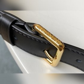 LV Модель M45353  Odeon Маленькая сумка Сумка из ткани Monogram 