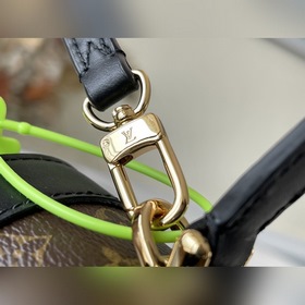 LV Модель： M45908 Взгляд на историю создания чемоданов Творчеств