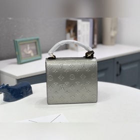 LV Артикул： M90576 Сумка Spring Street Изготовлена из лакированн