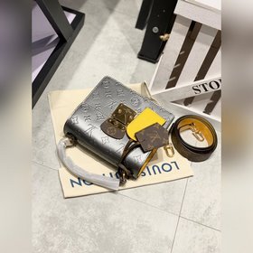 LV 【Сумка SPRING STREET】 Модель M90376, серебристый Сумка Spring