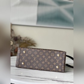 LV Артикул： M43550 Черная сумка-тоут Эта практичная сумка-тоут 