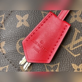 LV Артикул： M43553 Сумка-тоут макуно-красная Эта практичная сум