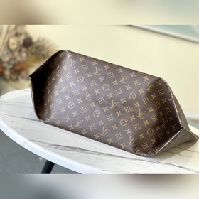 LV Артикул： M43893 Большая сумка Мягкая, складная и вместительна