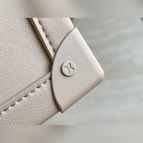 LV Модель： M44952 Серый чемодан Soft Trunk с шелкографией Квадра