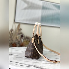 LV Артикул： M45986 Маленькая сумка-тоут с застежкой-молнией Изг
