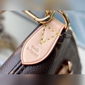 LV Модель： M45987 Средняя сумка-тоут с застежкой-молнией Сделан 