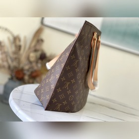 LV Сумка для путешествий All-In Артикул： M47028 Минималистичный