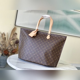 Дорожная сумка LV All-In Артикул： M47029 Минималистичный инновац