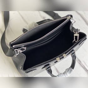 LV Модель： M56780 Черная сумка Grenelle Tote Small Сумка из зерн