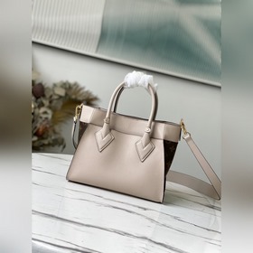LV Артикул： M57729 ON MY SIDE Маленькая сумка Эта сумка On My S