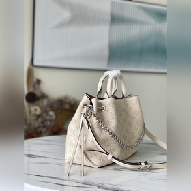 LV Модель： M59203 Сумка Bella Tote молочного цвета Изготовлена и