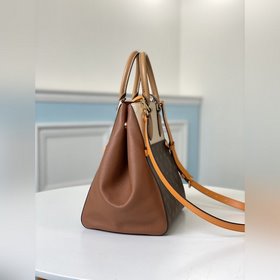 LV Модель M45376  Складная сумка среднего размера Изготовлена из