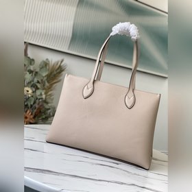 LV Артикул： M57345 Абрикосовый Новинка весны-лета 2021 — сумка 