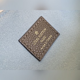 LV Артикул： M57345 Зеленый Новинка весны-лета 2021 — сумка LOCK