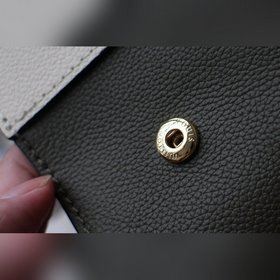 LV Модель M45409 Средняя сумка FOLD TOTE Новая сумка среднего раз