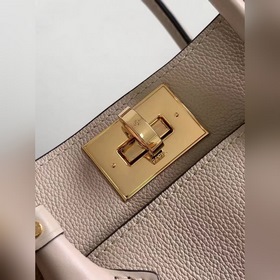 LV Артикул： M57729 M57728 ON MY SIDE Маленькая сумка Эта модель 