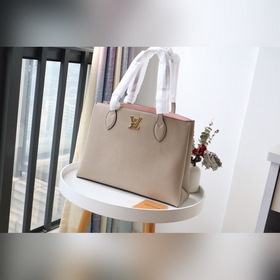 LV Артикул： M57508 Сумка Lockme Shopper Изготовлена из мягкой те