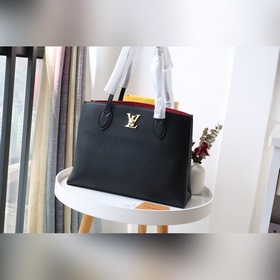 LV Артикул： M57508 Сумка Lockme Shopper Изготовлена из мягкой те