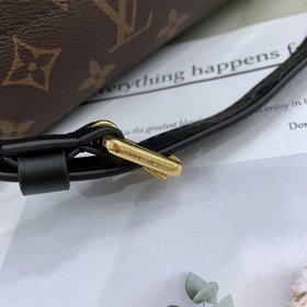 Сумка LV LU Flower Эта практичная сумка идеально подходит для ра