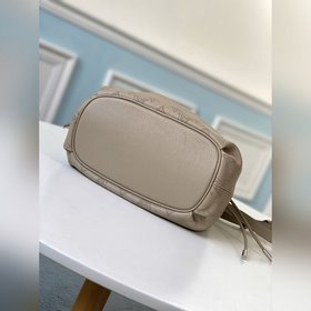 LV Модель M55798 Серая сумка-бакет Muria Изготовлена из перфориро