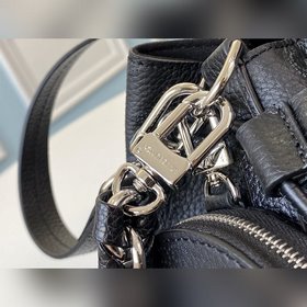 LV Модель M55798 Черная сумка-бакет Muria Изготовлена из перфорир