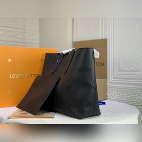 LV Модель： M57290 Сумка Cabas Voyage Изготовлена из материала Tau