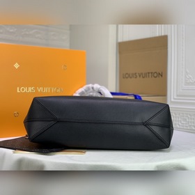 LV Модель： M57290 Сумка Cabas Voyage Изготовлена из материала Tau