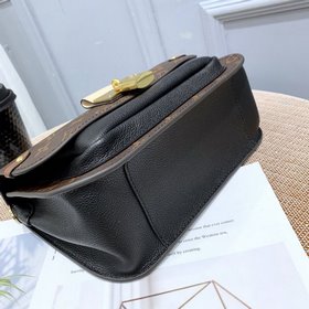 LV Vaugirard Маленькая сумка-почтальон Артикул： M44354 Черный Т