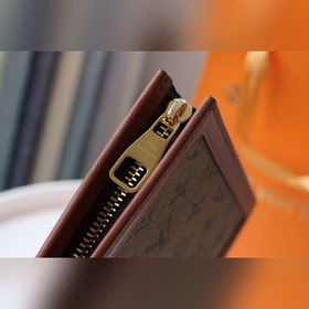LV Модель： M44178 Сумка DAUPHINE Эта сумка Dauphine изготовлена