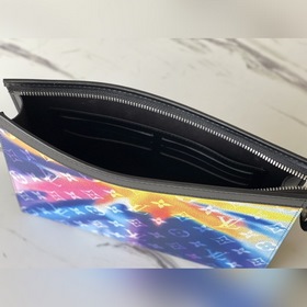 LV Артикул： M45941 Ручная сумка в цвете «аврора» Просторное вну