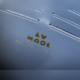 LV Артикул： M45961 Синий Pochette Voyage Сумка-клатч Эта сумка 
