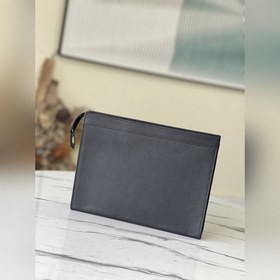 LV Артикул： M45961 Черная сумка Pochette Voyage Эта сумка Pochet