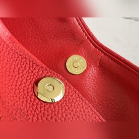 LV Модель： M64125 Красная дамская сумка Внешний слой из ткани с