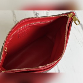LV Модель： M64125 Красная дамская сумка Внешний слой из ткани с