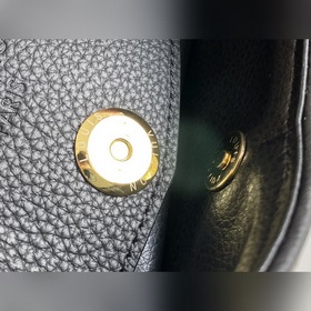 LV Артикул： M64125 Черный Женская сумка Внешний слой из ткани с 