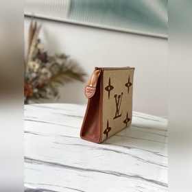 LV Артикул： M80351 Карамельный (плетеный) клатч Изготовлена из т