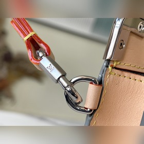LV Артикул： M80807 Сумка-клатч Компактная сумка из ткани Monogra