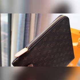 LV ETUI VOYAGE сумка для хранения M43442 Розовый Эта классическая