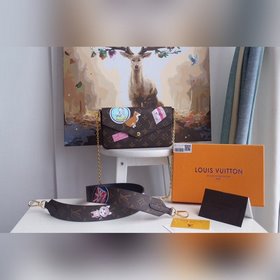 LV POCHETTE FELICIE Сумка Модель M61276 Стиль «маленькая собачка»