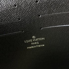 Сумка LV Pochette Voyage среднего размера Модель M63039 26 см Э
