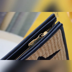 LV Артикул： M80351 Клатч Плетение Изготовлена из ткани Monogram